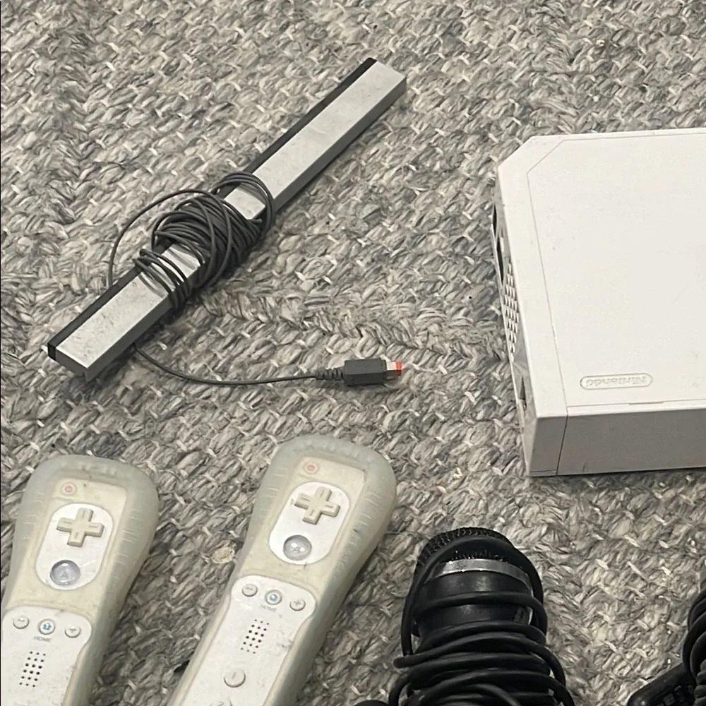 Nintendo Wii Console with Accessories - White and Black